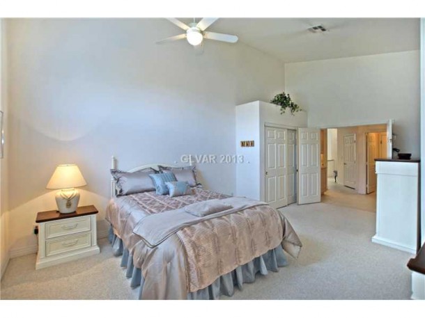 Single Story Homes for Sale in Las Vegas_3301 S Riley MASTER SUITE VIEW 1
