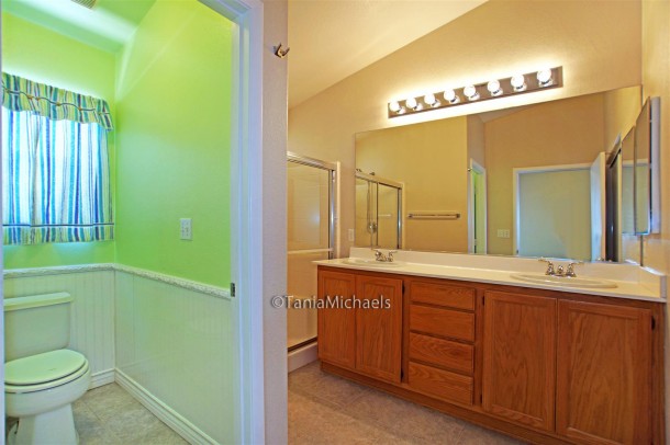 North Las Vegas 1 Story Homes for Sale_1921 Wild Pony_MASTER ENSUITE